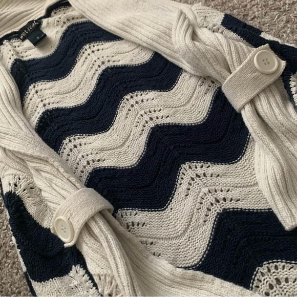 Wet Seal Nautical Striped Blue Cream Sweater Vest - Picture 6 of 9